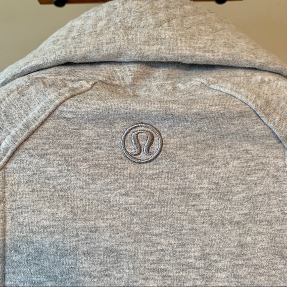 SOLD!! LULULEMON | Quilted Zip-Up Athletic Jacket - Picture 9 of 14